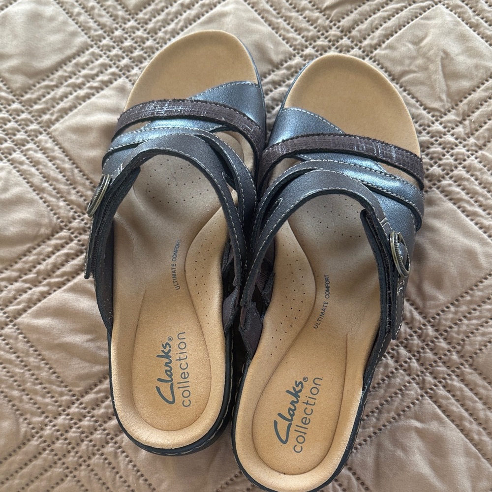 Clarks Women's Black and Brown Sandals